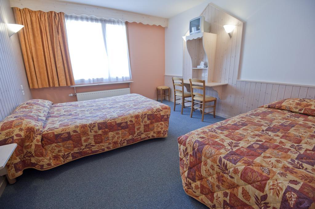 Etoile Des Neiges Piscine Spa Sauna Metabief Room photo